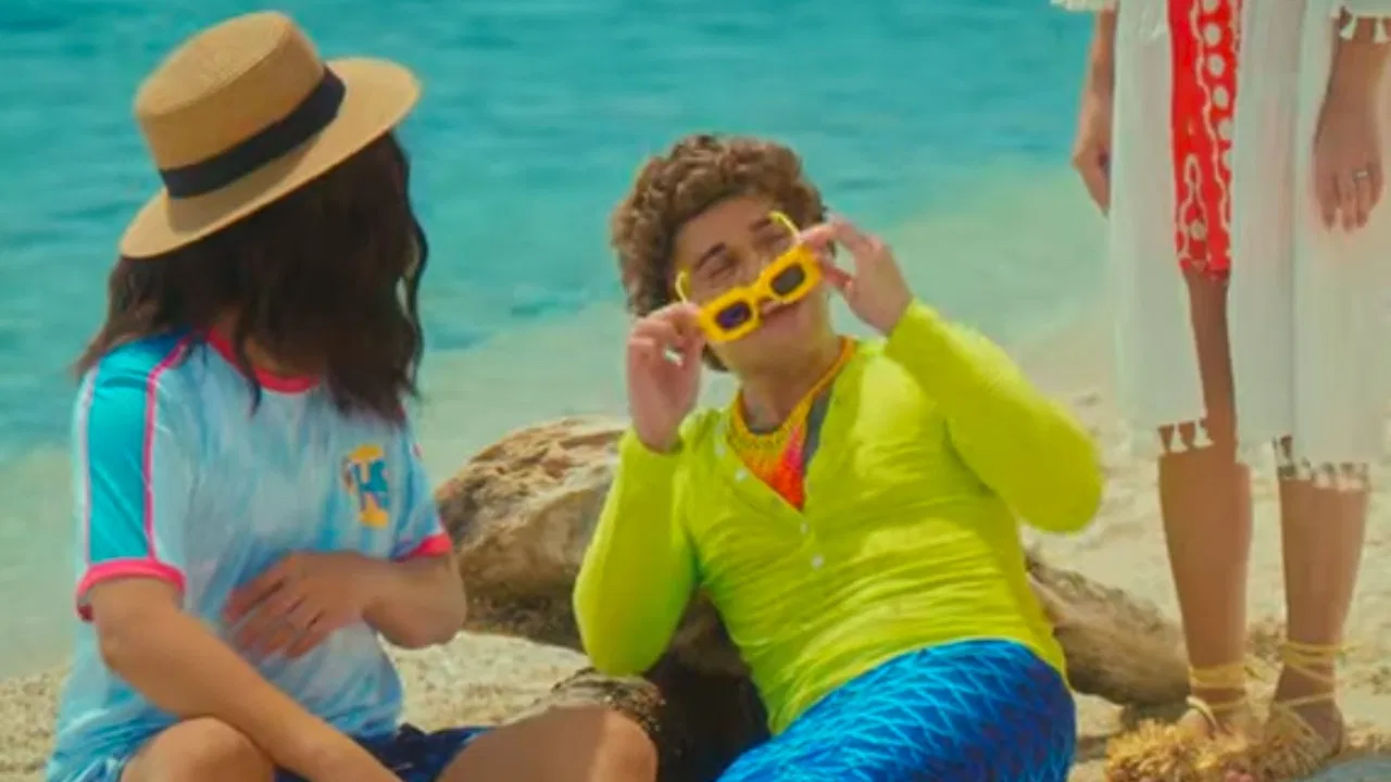 ConMom Movie Screenshot 2